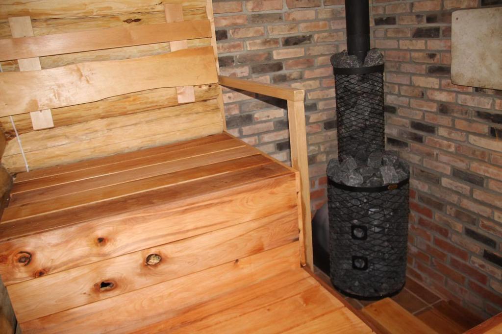 Ala-Laugu Holiday Home Leisi ภายนอก รูปภาพ
