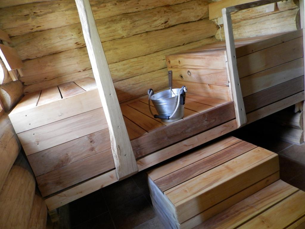 Ala-Laugu Holiday Home Leisi ภายนอก รูปภาพ